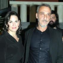 Κεφαλογιάννη: Η απόφαση για την αποκλειστική επιμέλεια των παιδιών της 1 Κεφαλογιάννη: Η απόφαση για την αποκλειστική επιμέλεια των παιδιών της