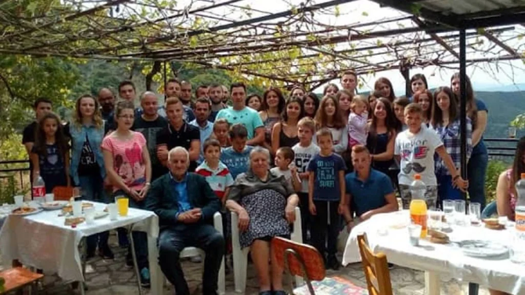 Αιτωλοακαρνανία: Εσβησε η γυναίκα που γέννησε 18 παιδιά! ΦΩΤΟ 5 Αιτωλοακαρνανία: Εσβησε η γυναίκα που γέννησε 18 παιδιά! ΦΩΤΟ