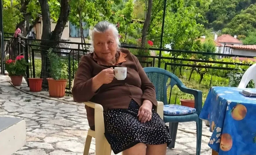 Αιτωλοακαρνανία: Εσβησε η γυναίκα που γέννησε 18 παιδιά! ΦΩΤΟ 6 Αιτωλοακαρνανία: Εσβησε η γυναίκα που γέννησε 18 παιδιά! ΦΩΤΟ