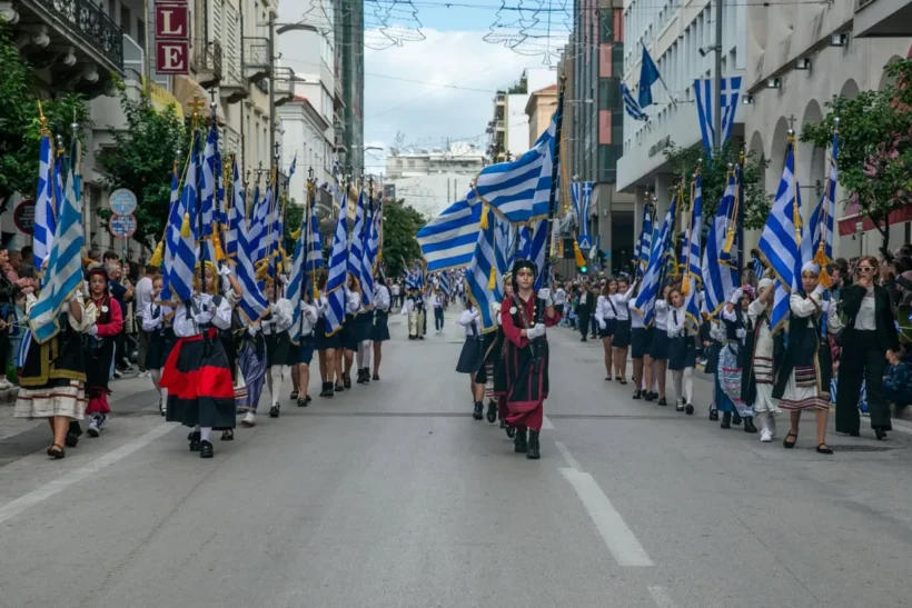 LIVE-Πάτρα: Η μεγάλη στρατιωτική και μαθητική παρέλαση για την 28η Οκτωβρίου 4 LIVE-Πάτρα: Η μεγάλη στρατιωτική και μαθητική παρέλαση για την 28η Οκτωβρίου