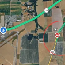 Πανόραμα του αερολιμένα McMinnville Municipal με ελικόπτερο σε σύγκρουση
