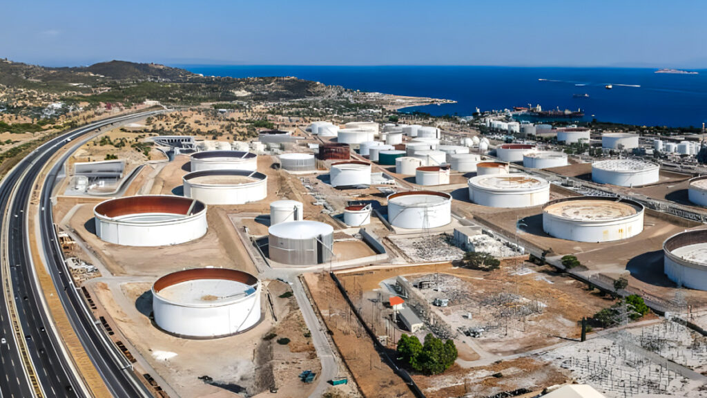 Άγιοι Θεόδωροι: Έκρηξη στη Motor Oil με τραυματίες