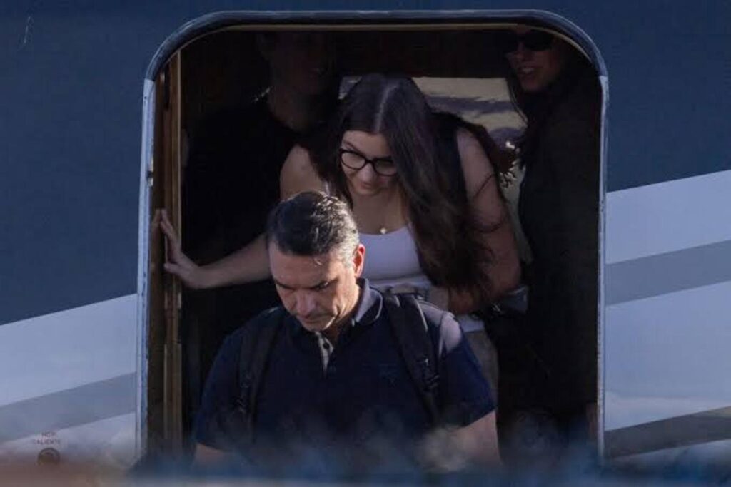 Γιατί έφυγε στο Μαϊάμι ο Φλάβιο Μπολσονάρου – Η στάση Τραμπ ΒΙΝΤΕΟ