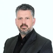 Νικόλαος Μπελεγκρής στο 9ο Νηπιαγωγείο Πάτρων, με παιδιά