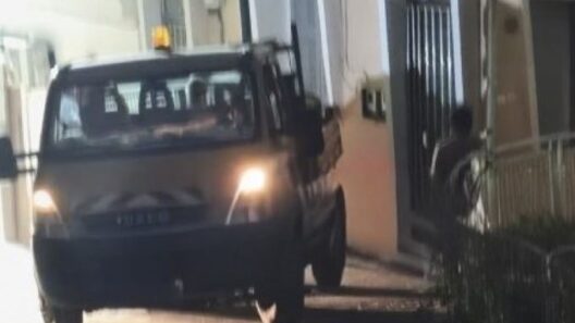 Πάτρα: Ανεξέλεγκτη πορεία φορτηγού στο Κάστρο σκόρπισε πανικό ΦΩΤΟ 12 Πάτρα: Ανεξέλεγκτη πορεία φορτηγού στο Κάστρο σκόρπισε πανικό ΦΩΤΟ