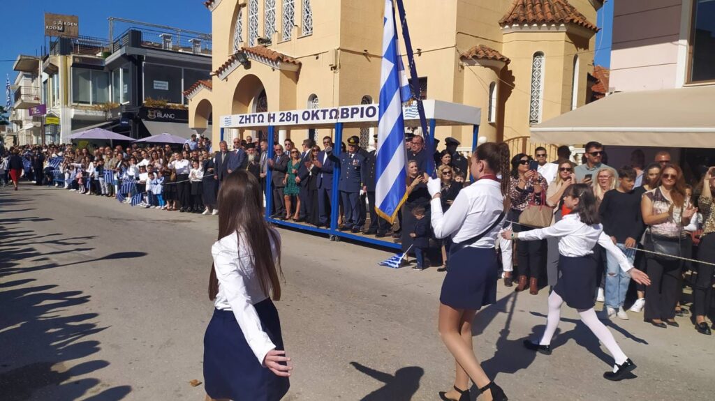 Διαδηλώσεις και εορταστικές εκδηλώσεις στην 28η Οκτωβρίου στη Δυτι…