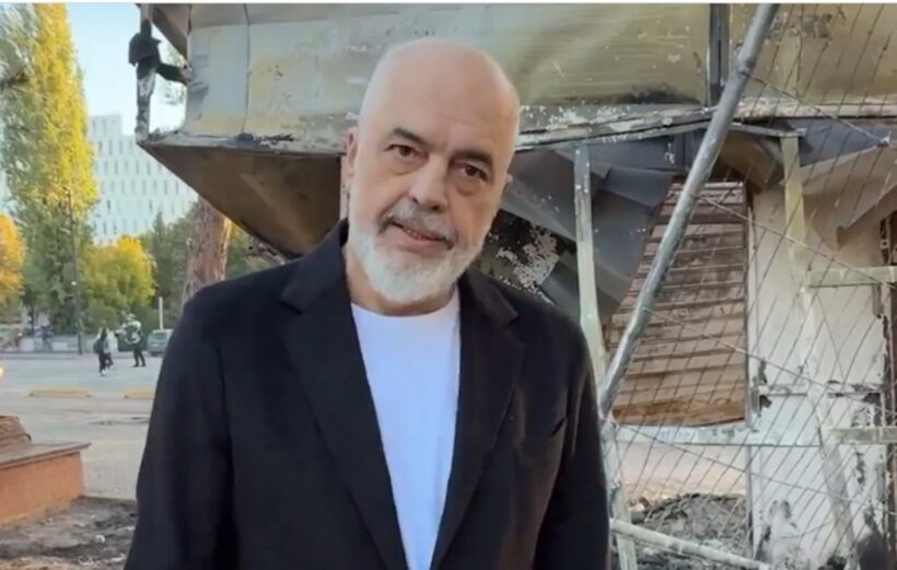 Έντι Ράμα: Καταγγέλλει «ξένα χέρια» πίσω από το χάος στην Αλβανία ΒΙΝΤΕΟ 4 Έντι Ράμα: Καταγγέλλει «ξένα χέρια» πίσω από το χάος στην Αλβανία ΒΙΝΤΕΟ