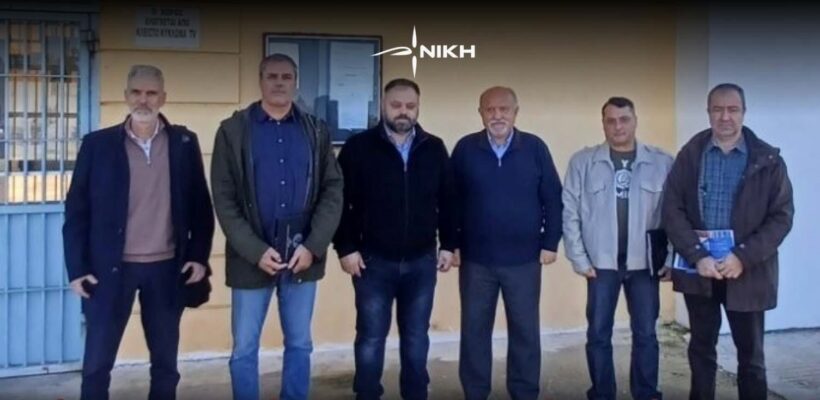 Πάτρα: Ανησυχία της «Νίκης» για την αποκόλληση οροφή σε Λύκειο ΦΩΤΟ 4 Πάτρα: Ανησυχία της «Νίκης» για την αποκόλληση οροφή σε Λύκειο ΦΩΤΟ