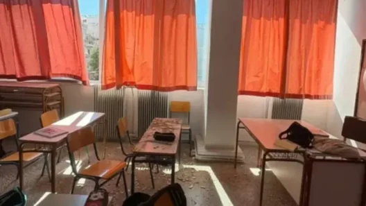 Πάτρα: Κλειστό το 6ο Γενικό Λύκειο μετά την πτώση τμήματος της οροφής