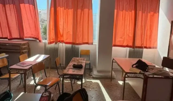 Πάτρα: Κλειστό το 6ο Γενικό Λύκειο μετά την πτώση τμήματος της οροφής