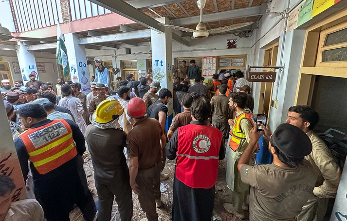 Πακιστάν: Κατέρρευσε σχολείο, δεκάδες νεκρά παιδιά - Συνελήφθη ο ιδιοκτήτης ΦΩΤΟ