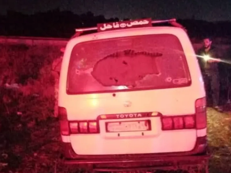 Λεωφορείο στη Συρία μετά από επίθεση με νεκρούς και τραυματίες