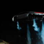 Tesla Roadster: Παρουσιάστηκε το πρώτο ιπτάμενο αυτοκίνητο ΒΙΝΤΕΟ