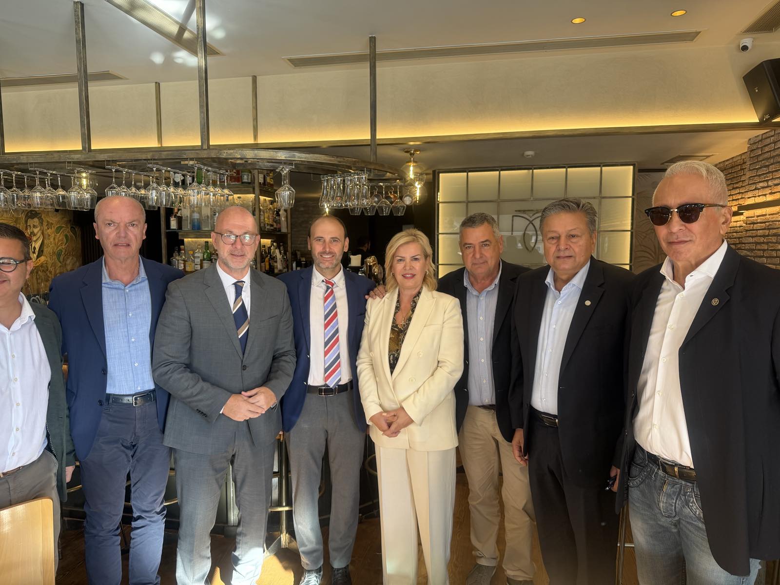 Αίγιο: Με λαμπρότητα η Ομοσπονδία Συλλόγων τίμησε τον Προστάτη της, Άγιο Λουκά τον Ευαγγελιστή ΦΩΤΟ