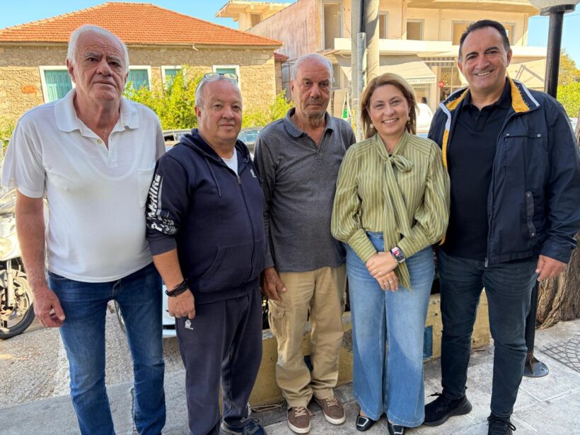 Ακράτα: Συνάντηση Αλεξοπούλου με τον Πρόεδρο του Συλλόγου «Χελμός» για τη δωρεά ασθενοφόρου στο ΕΚΑΒ 4 Ακράτα: Συνάντηση Αλεξοπούλου με τον Πρόεδρο του Συλλόγου «Χελμός» για τη δωρεά ασθενοφόρου στο ΕΚΑΒ