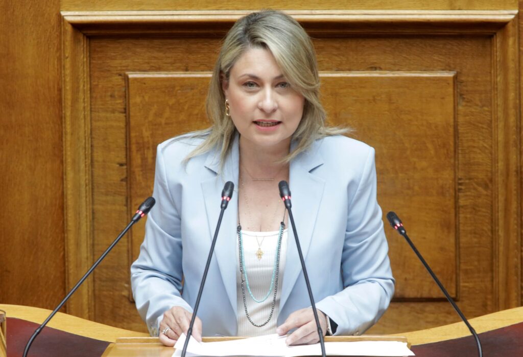 Λογότυπο Αλεξοπόλου Βουλή και τίτλος άρθρου Το συνταξιοδοτικό αίτ…