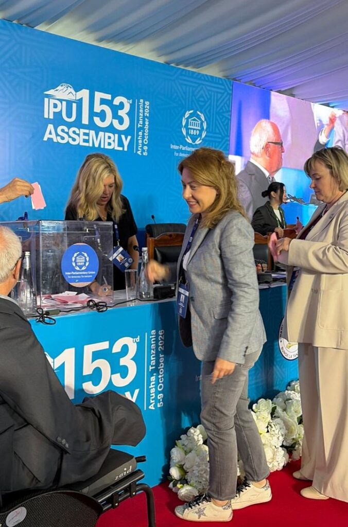 Η βουλευτής ΝΔ Αχαΐας Χριστίνα Αλεξοπούλου στην Αφρική ΦΩΤΟ