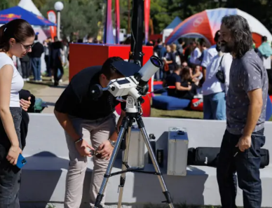 Ο «Ωρίων» φέρνει το Σύμπαν στην Πανεπιστημιούπολη